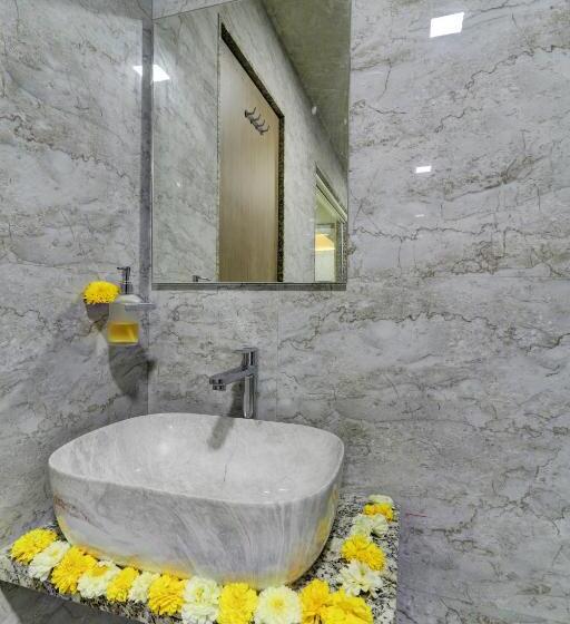 Люкс, Shree Residency Lodging & Boarding