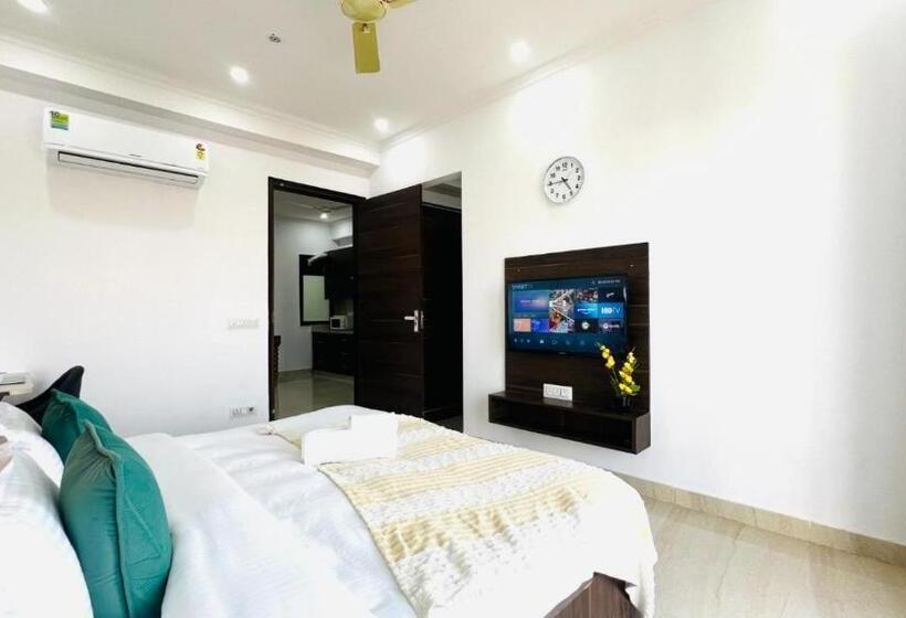 شقة بريميوم غرفة واحدة, Zen Suites   Golf Course Road Gurgaon