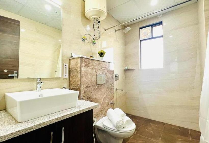 شقة بريميوم غرفة واحدة, Zen Suites   Golf Course Road Gurgaon