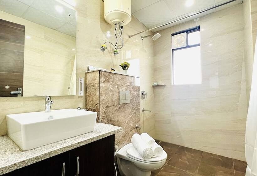 شقة بريميوم غرفة واحدة, Zen Suites   Golf Course Road Gurgaon