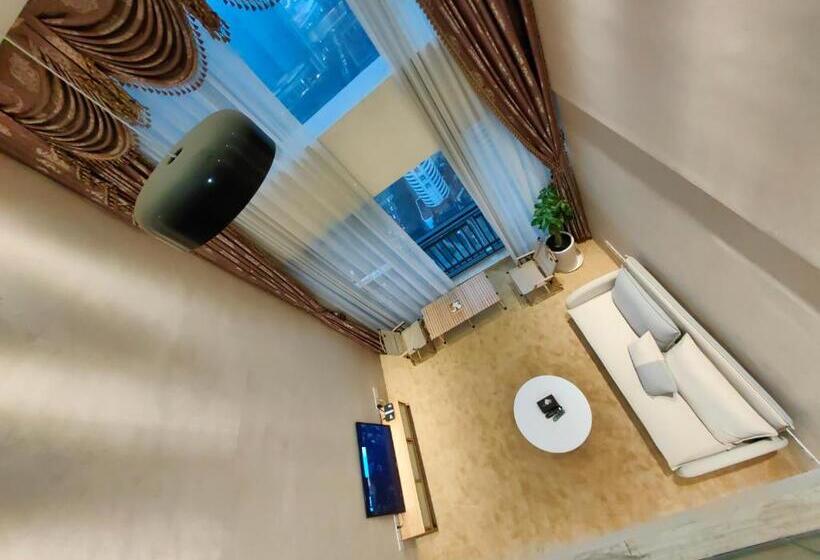 Apartamento Dúplex 1 Dormitório, 邻致公寓东站中汇店