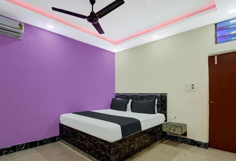 三人经典房间, Oyo Gajraj Banquet Hall Guest House