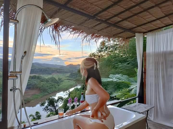 Номер Стандарт с Балконом, Doi Sang Farm Stay   ดอยซางฟาร์มสเตย์