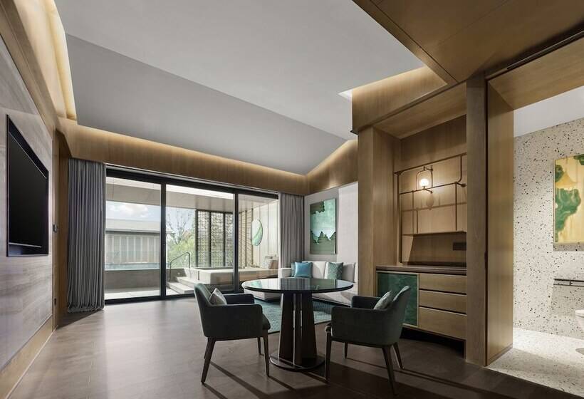 سوییت با چشم‌انداز باغ, Banyan Tree Suzhou Shishan