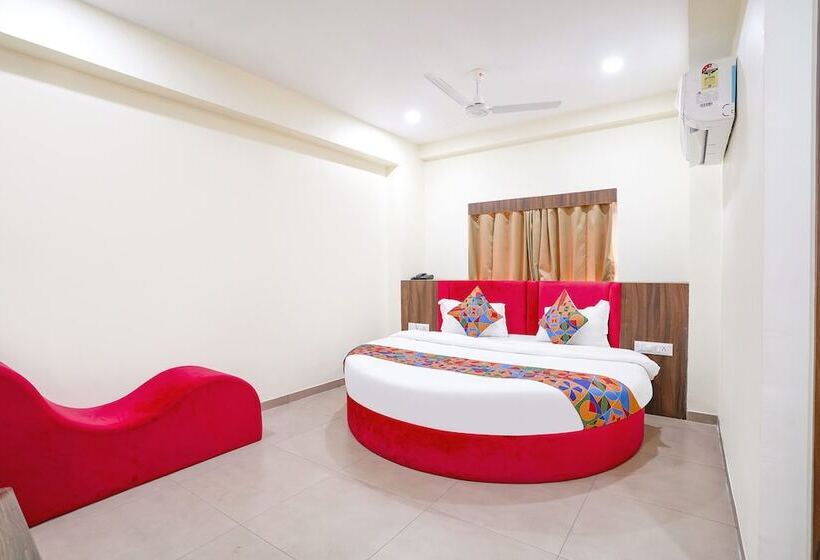اتاق لوکس, Fabhotel Hill Park I