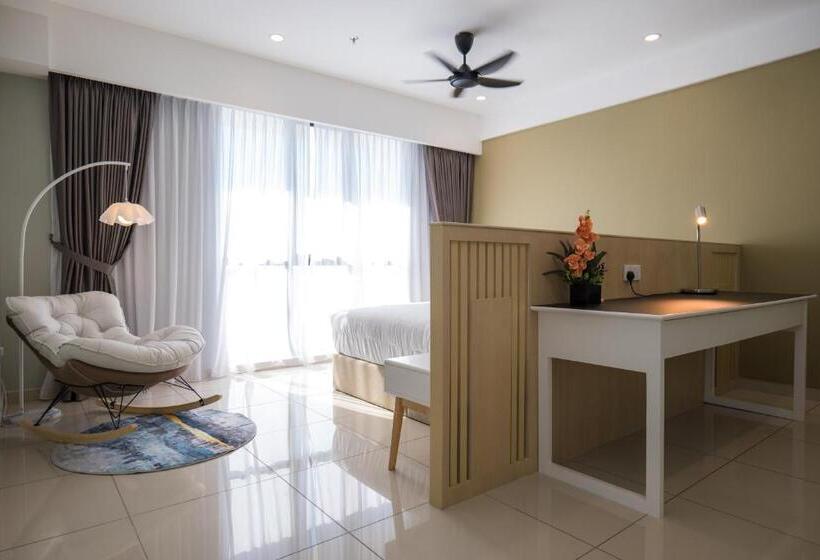 Люкс Повышенной Комфортности, Zenstay Sdn Bhd