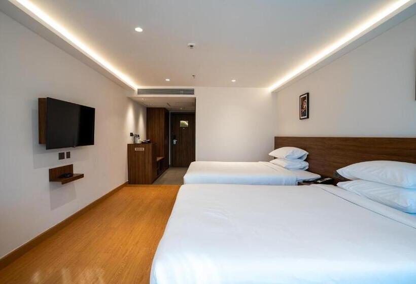 Номер Executive, Lilac Hotel Guruvayur