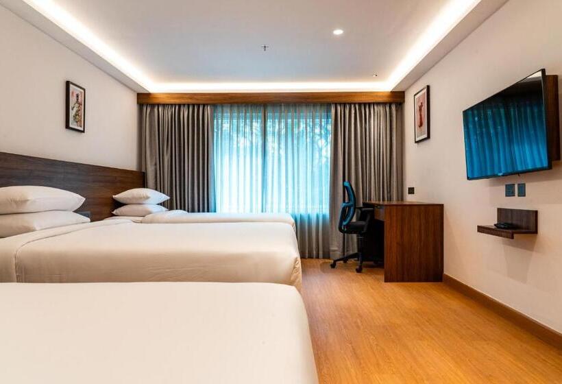 Семейный Номер, Lilac Hotel Guruvayur