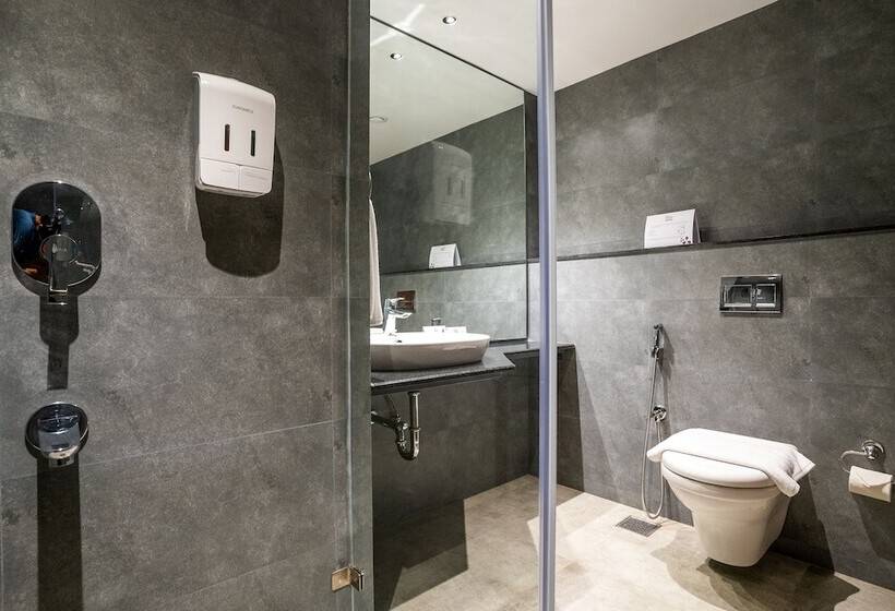 Номер Executive, Lilac Hotel Guruvayur
