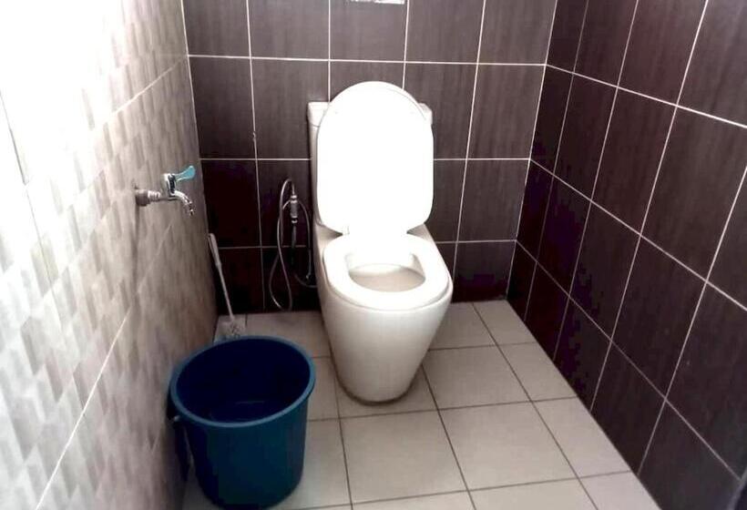 Семейный Номер Совместный Санузел, Oyo Home 90768 Flo Inn Motel
