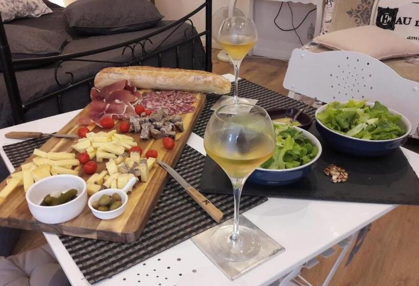 Студио Стандарт Вид на Бассейн, Pause Romantique En Pays Brayaud
