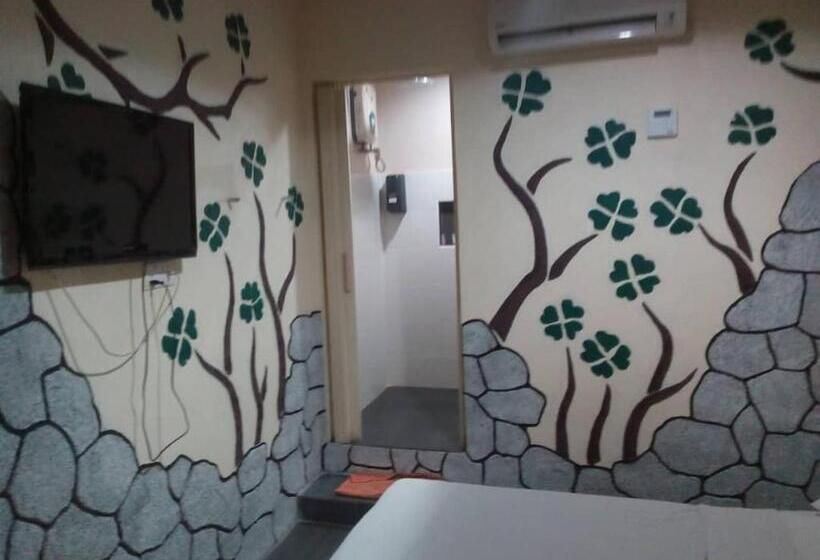 Номер Deluxe, Golden Leaf Hotel Danga Bay 5 Minutes Hospital Hsa,zoo,angsana Mall,20 Minutes Utm, Legoland