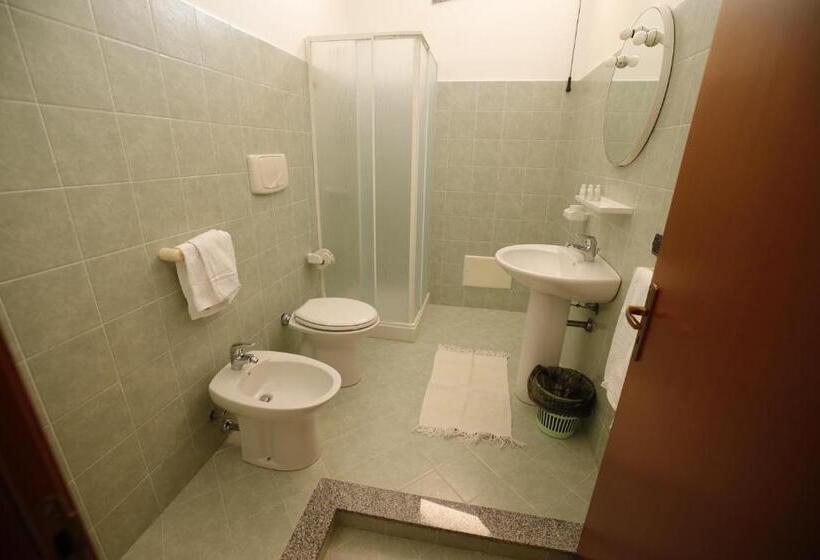 Номер Deluxe с Балконом, Agriturismo Falconiera
