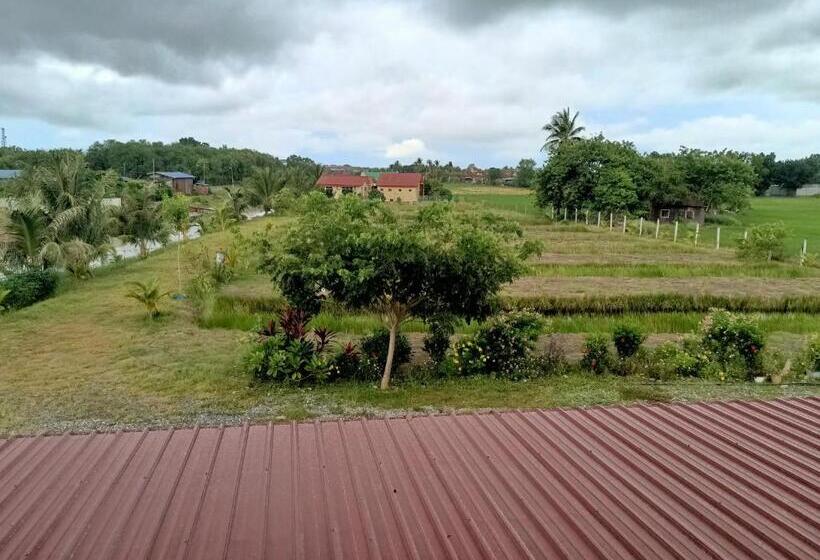 Семейный Номер, Chakkai Village Living Guest House