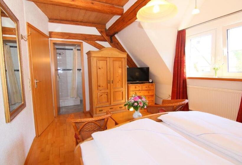 标准间, Pension Im Vorhof