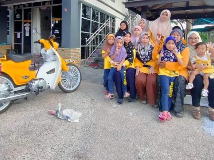 بانگلوی سوپریور, Airport Kota Bharu Roomstay & Riverside Homestay