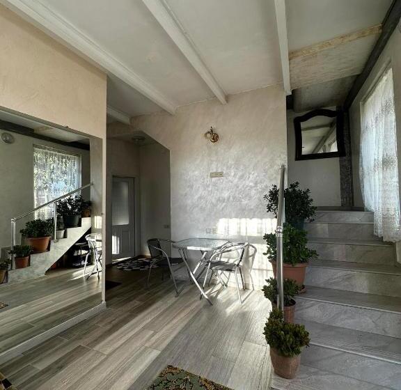 اتاق استاندارد, Guest House Maia