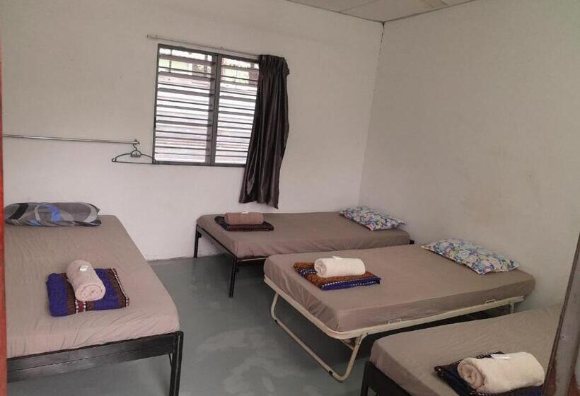 Четырехместный Номер Классик, Tony’s Guesthouse At Teluk Bahang