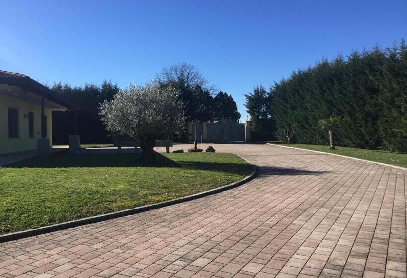 Четырехместный Номер Стандарт, Villa Althea