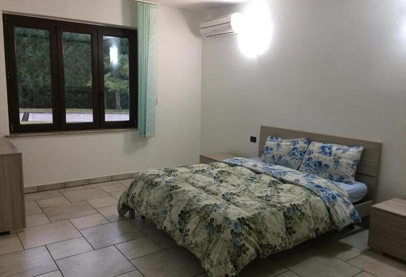 Семейный Номер, Villa Althea