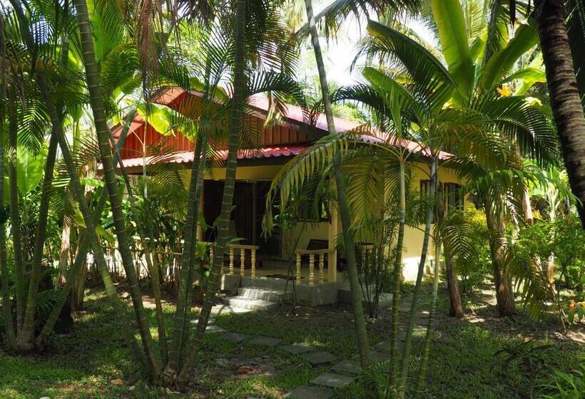 Бунгало Стандарт, Lake View Bungalows
