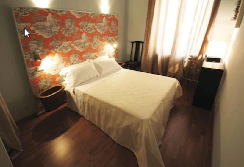 اتاق استاندارد چهار تخته, Lucca In Villa Lucrezia