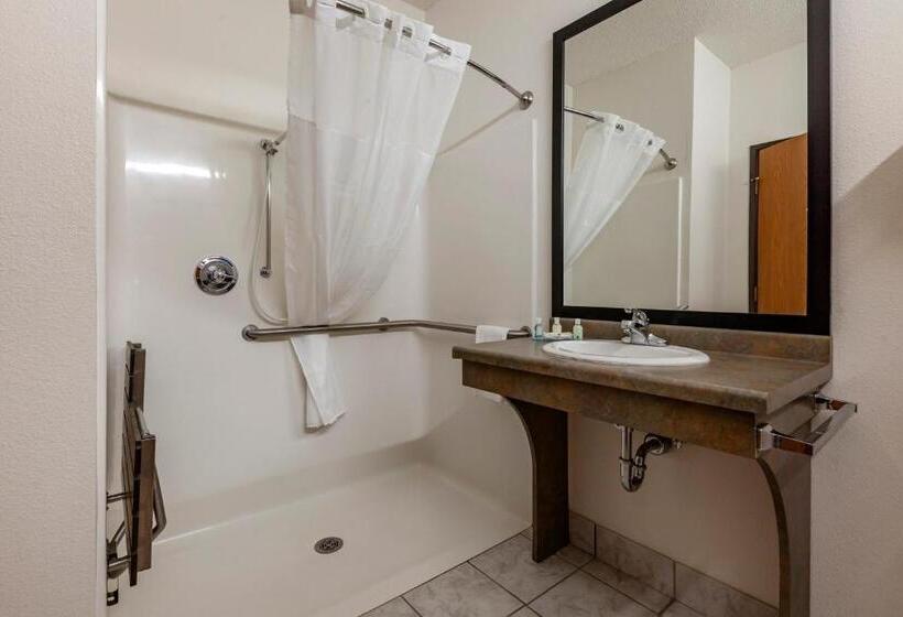 Номер Стандарт, Quality Inn