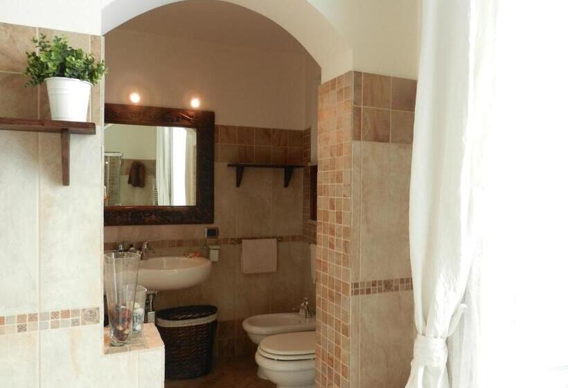 سوییت لوکس, Rossocorallo B&b
