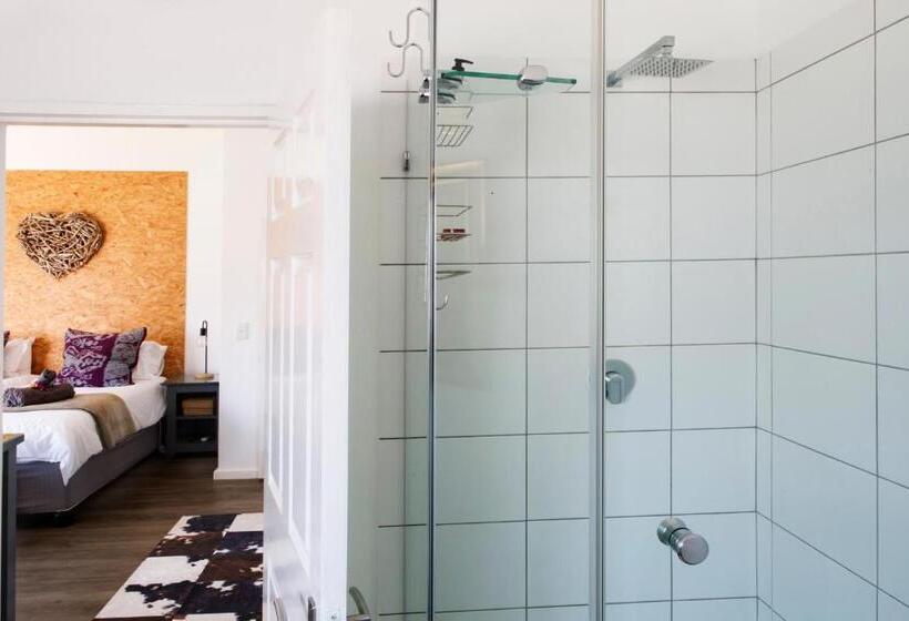 Family Suite, Sunshowers Plett