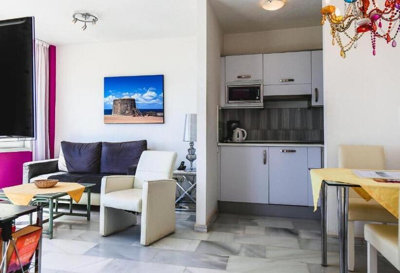 شقة غرفة واحدة, R2 Maryvent Beach Apartments