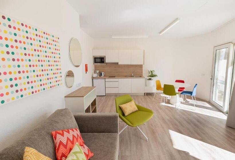 带1个卧室的高级公寓, R2 Maryvent Beach Apartments