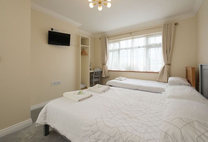 4인용 스탠다드 룸, Four Seasons B&b