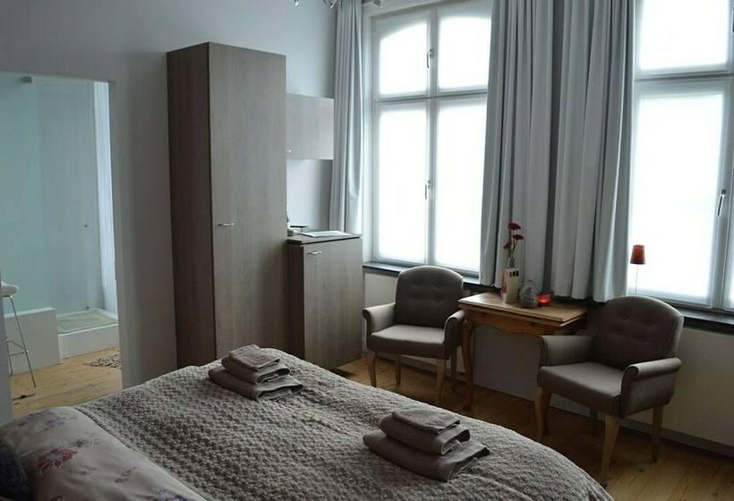 Номер Стандарт, B&b @ Room's