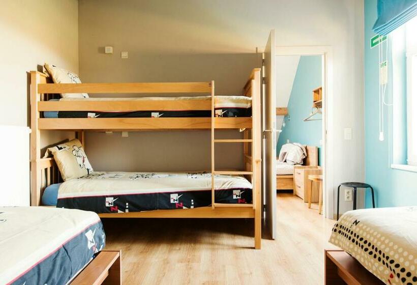 Семейный Номер, Hoevehotel Ronse
