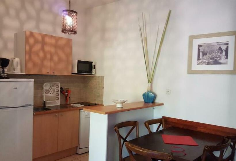کابین, Uzes Appart Hotel Résidence Le Mas Des Oliviers