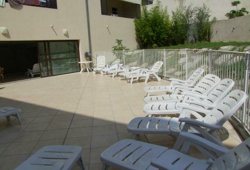 کابین, Uzes Appart Hotel Résidence Le Mas Des Oliviers