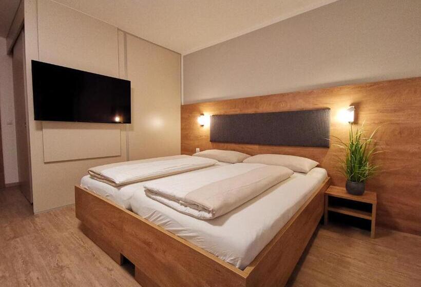 Номер Deluxe, Motel Hohenems