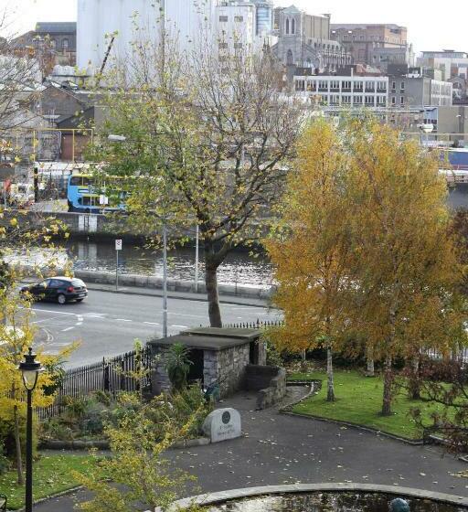 기본룸, Tipperary House Dublin