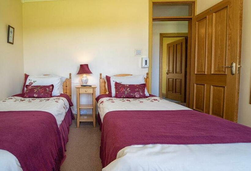 Quarto Estandar, Bertra House B&b