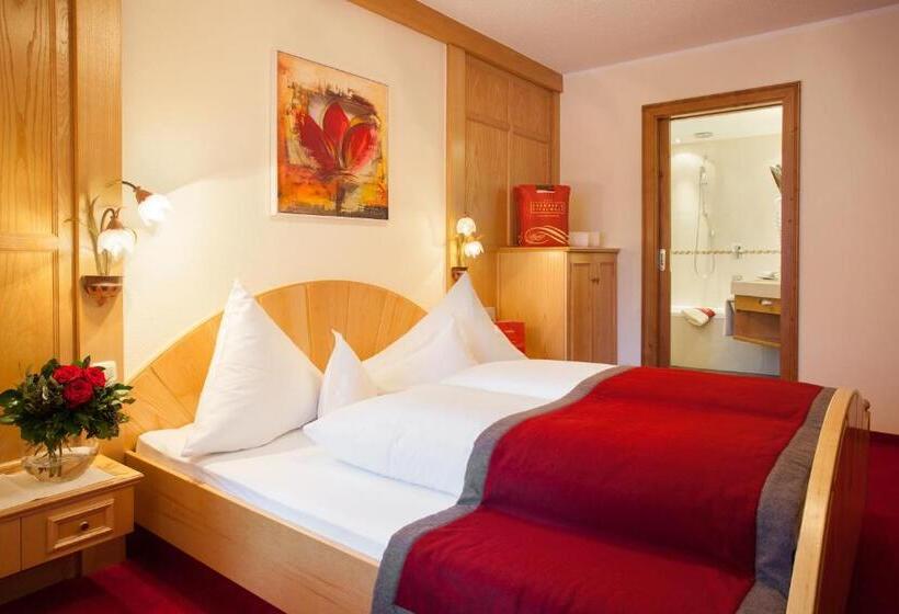 اتاق عادی, Auenhof