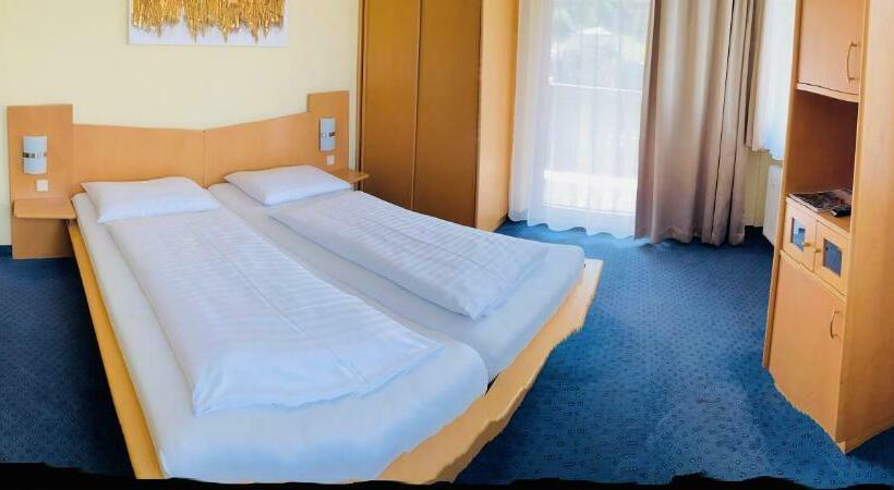 Номер Стандарт, Charlotte