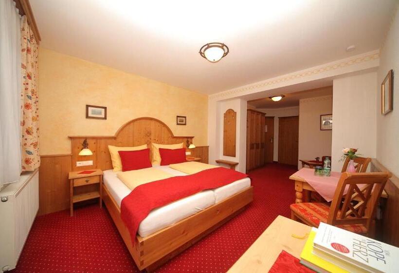 Номер Стандарт с Балконом, Garni Landhaus Trenkenbach