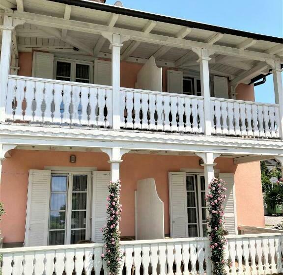 Номер Стандарт с Балконом, Villa Auguste