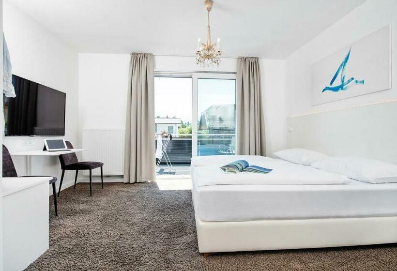 اتاق استاندارد با بالکن, 24 Checkin Velden   Moderne Zimmer Im Zentrum