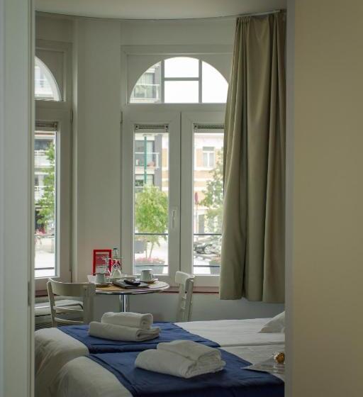Quarto Estandar Individual, Aan Zee