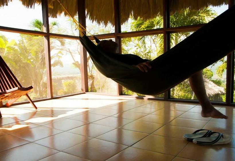 Бунгало Стандарт, Cahal Pech Village Resort