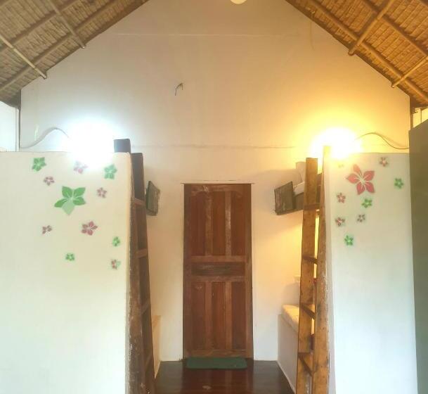 اتاق لوکس چهار تخته, Bohemiaz Resort And Spa Kampot