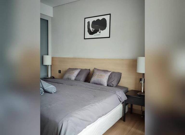 استودیو استاندارد با بالکن, The Straits Suite Cosy King 807