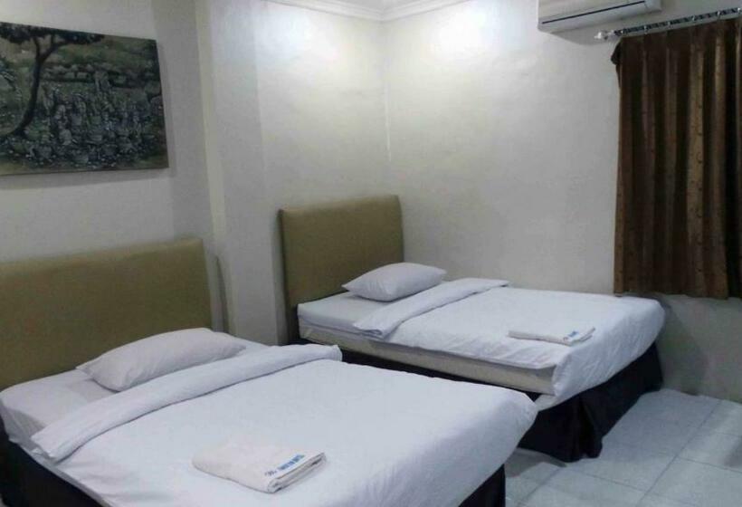 اتاق لوکس, Karaton Luwuk