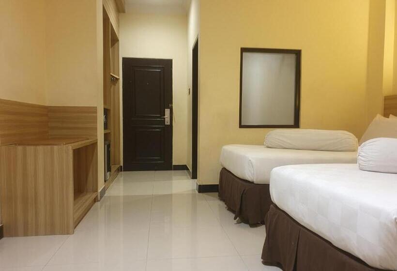 Номер Deluxe, Violand Garden Hotel Samarinda